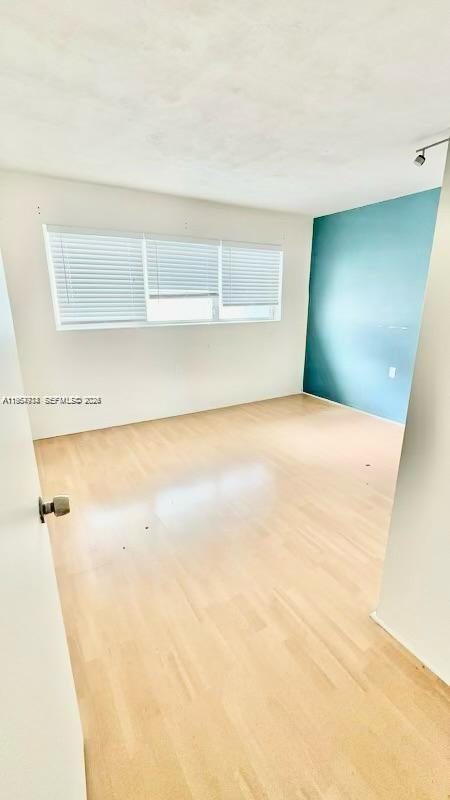 LIDO BAY - Residential