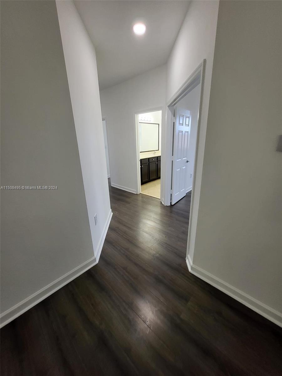 SILVER PALM WEST - Residential Lease