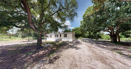 720 N RIVERSIDE ST — listing photo 20