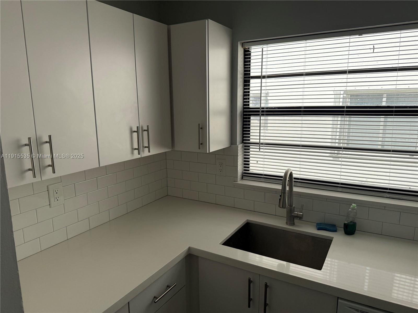 MAPIA CONDO - Residential Lease