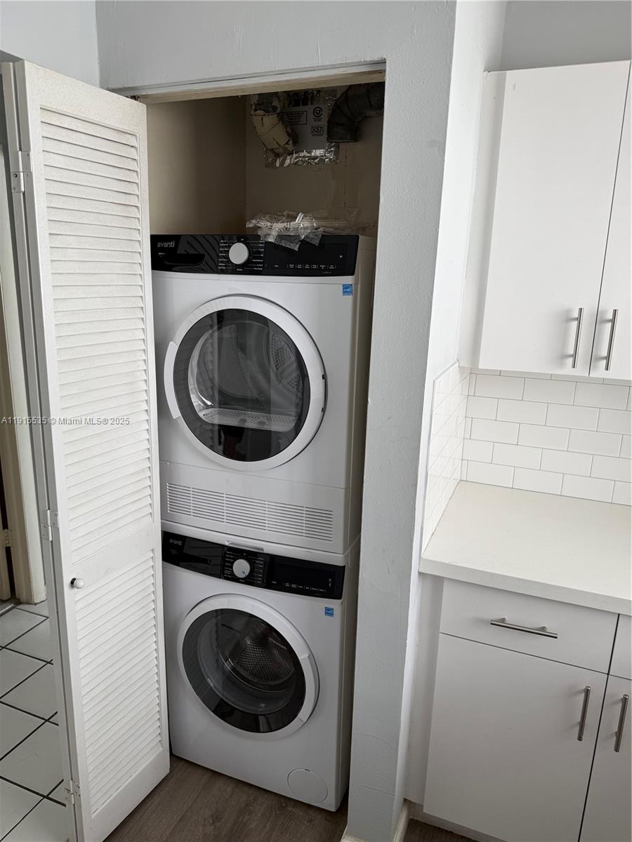 MAPIA CONDO - Residential Lease