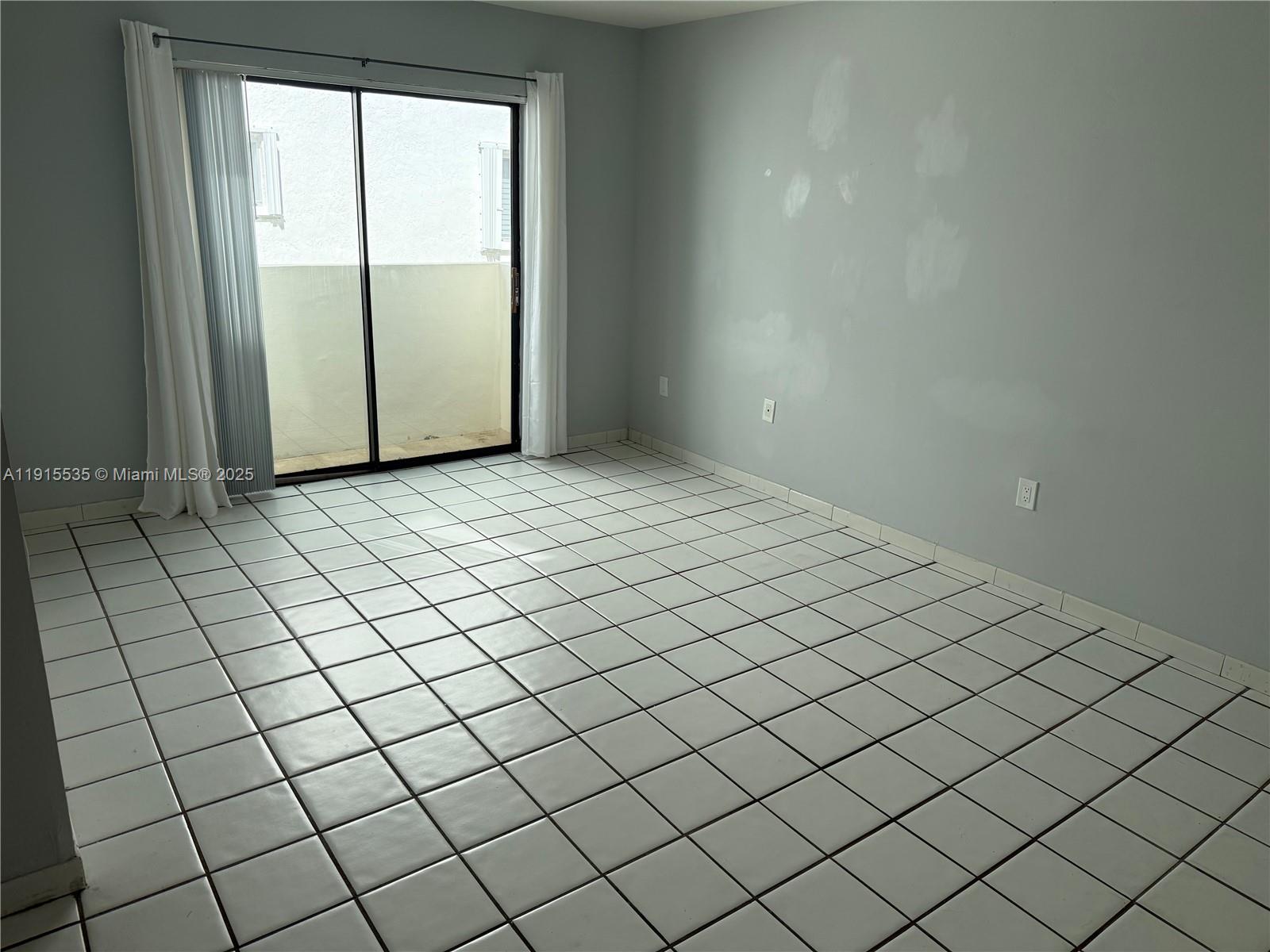 MAPIA CONDO - Residential Lease