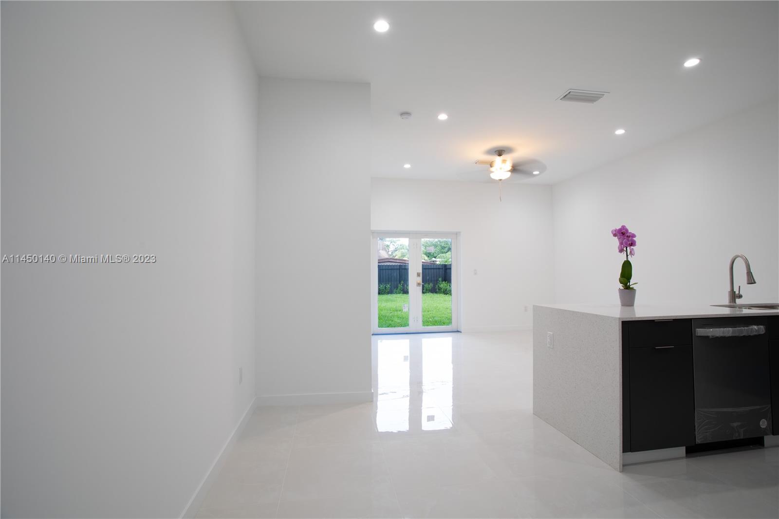 PROGRESSO 2-18 D - Residential
