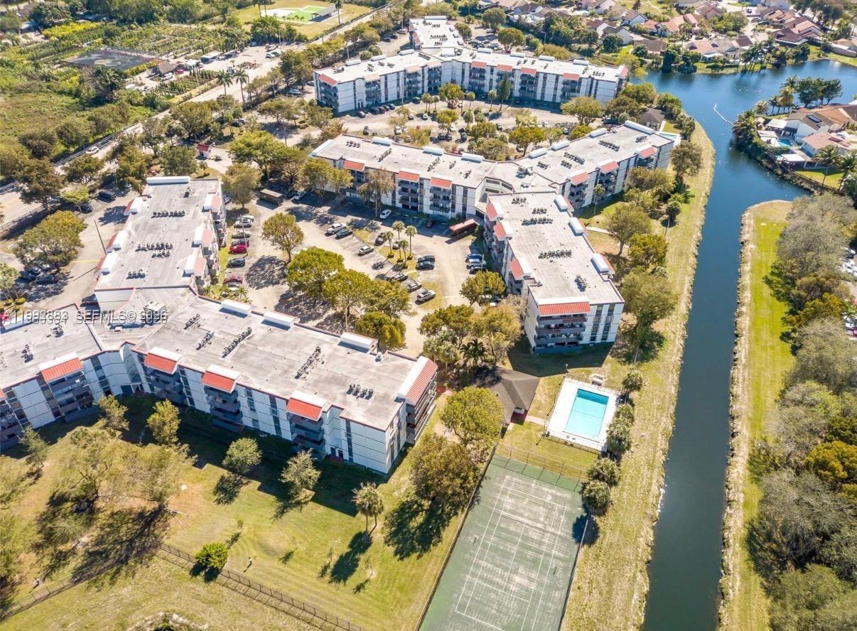 MILLER GARDENS CONDO - Residential