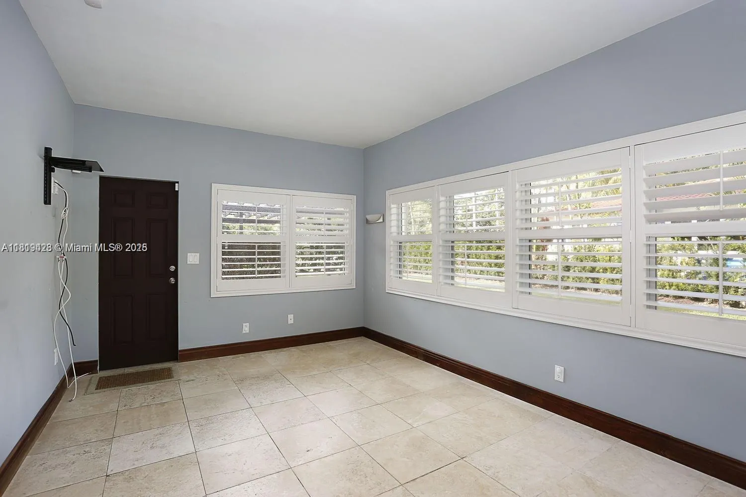 Coral Gables, Florida 33146, United States, 4 Bedrooms Bedrooms, ,3 BathroomsBathrooms,Residential,Active,148979