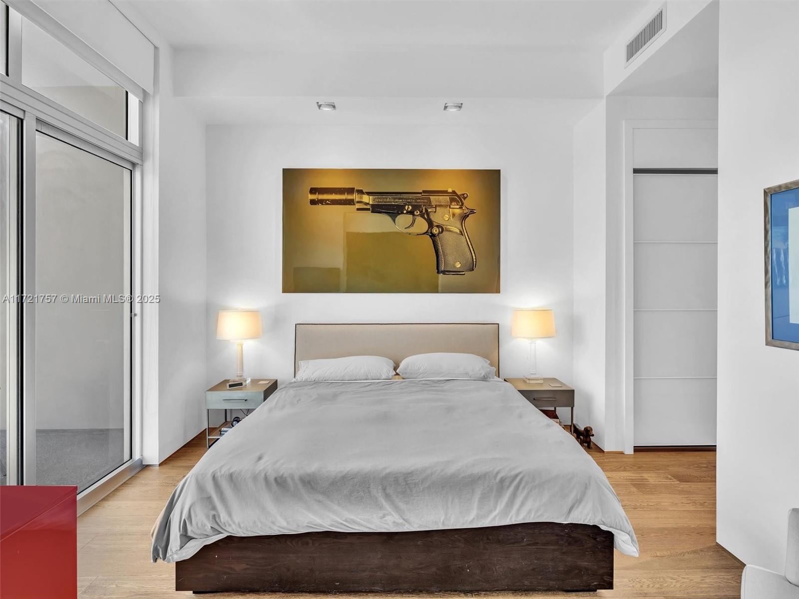 THE MERIDIAN CONDO - Residential
