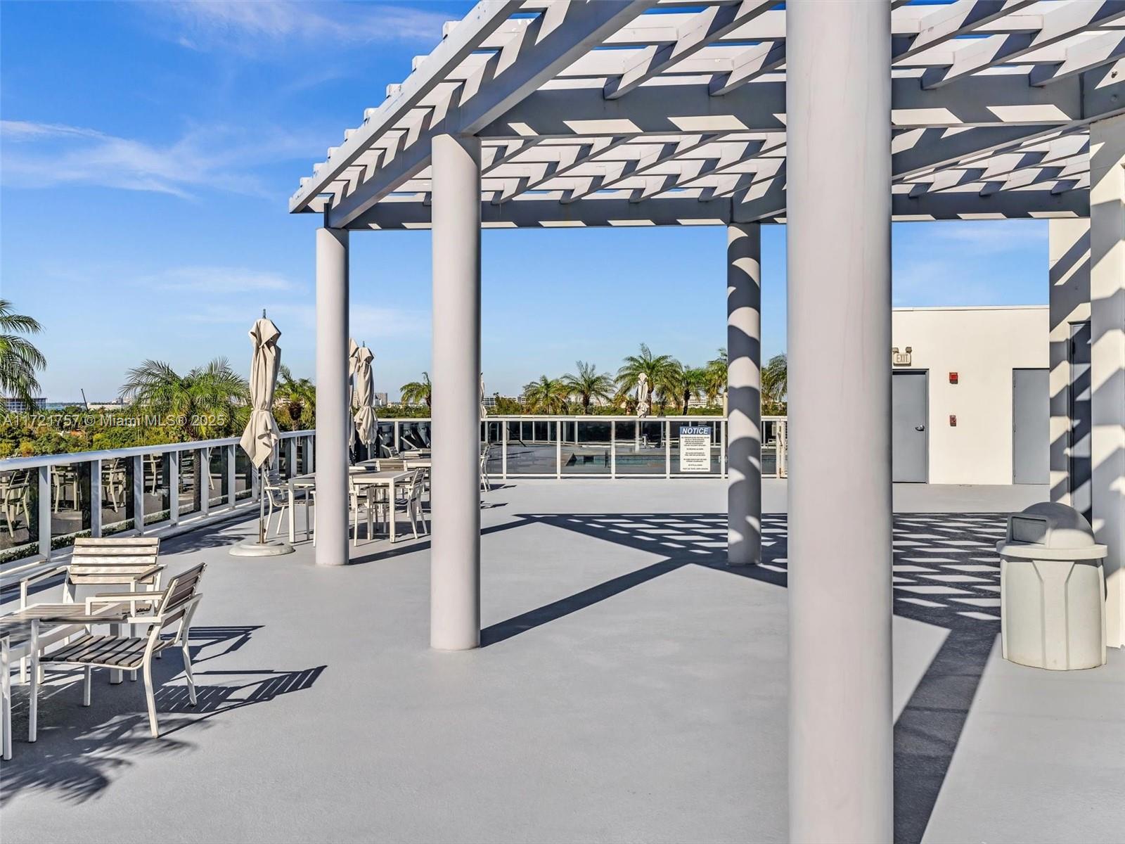 THE MERIDIAN CONDO - Residential