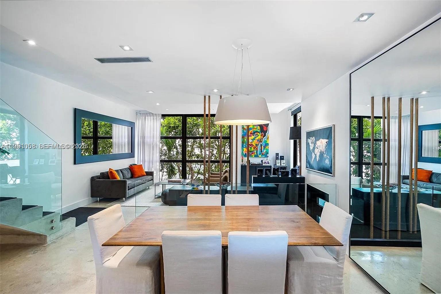 View photos, virtual tours, details... 1024 Lenox Ave 8