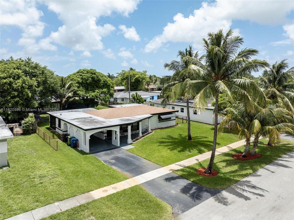 Photo of 1054 Wyoming Ave, Fort Lauderdale, FL 33312 (MLS # A11620596)