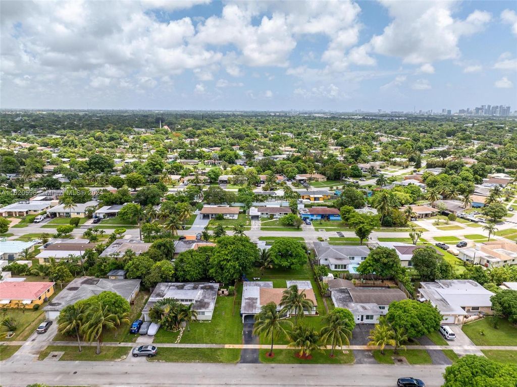 Photo of 1054 Wyoming Ave, Fort Lauderdale, FL 33312 (MLS # A11620596)