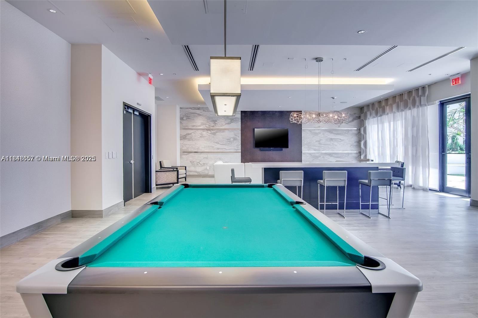 NINE AT MARY BRICKELL VIL - Residential