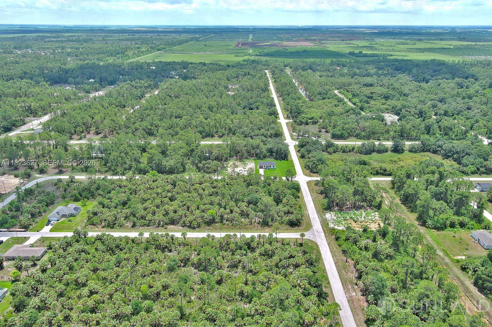 LEHIGH ACRES - Land