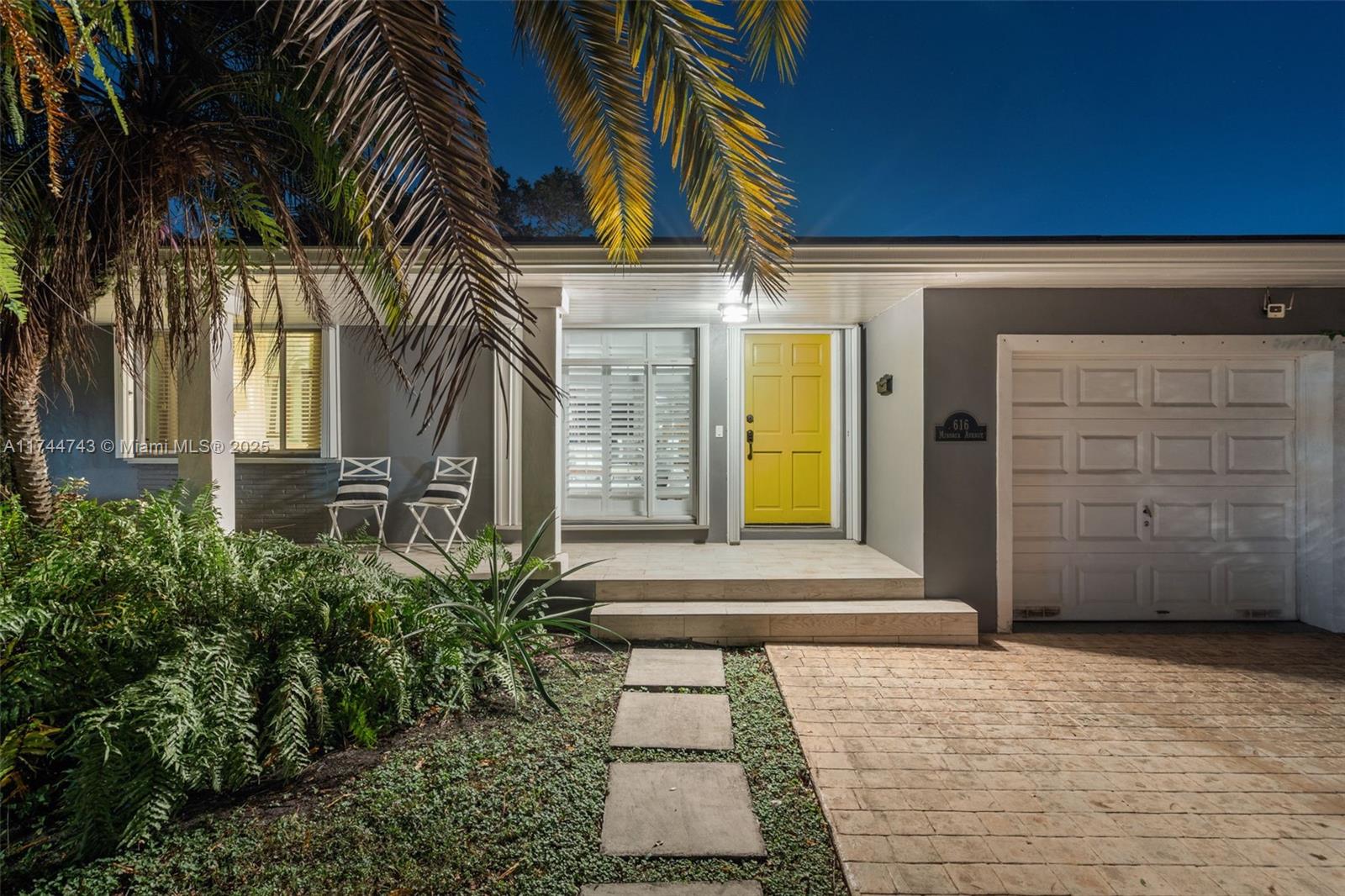 616 Minorca Ave, Coral Gables, Broward County, Florida - 3 Bedrooms  
2 Bathrooms - 