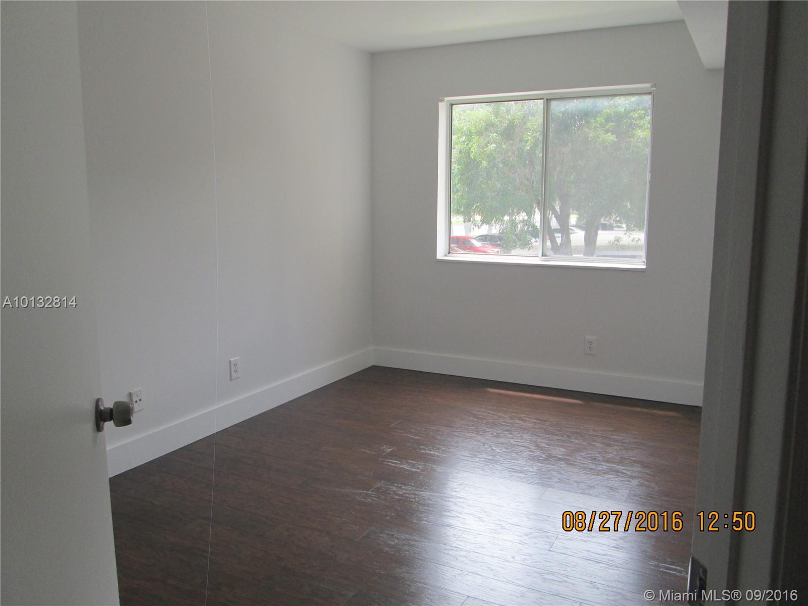 Royal Palm Place At Hammo - Residential Lease