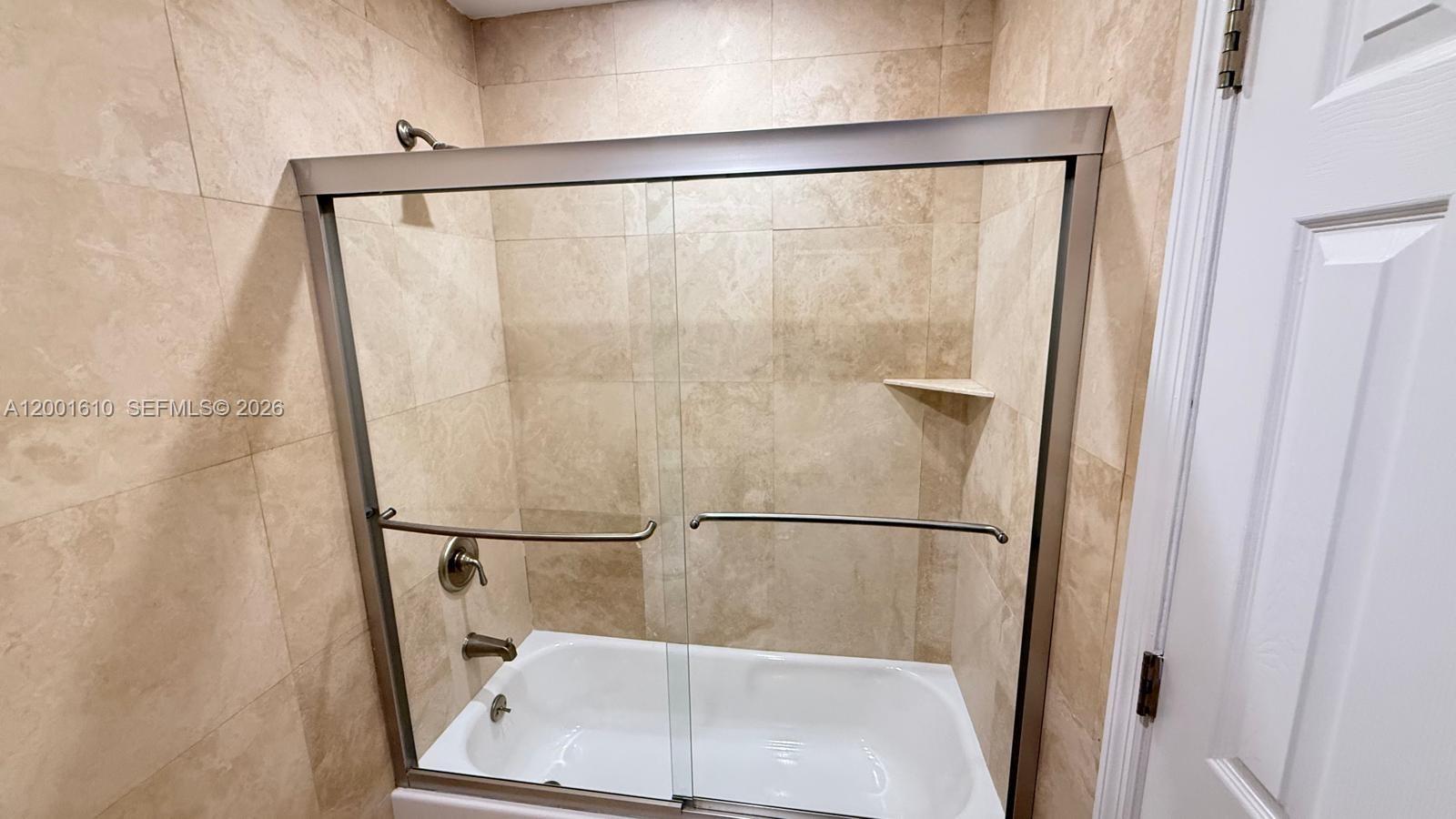 TROPICAL RANCH LAKESIDE S - Residential Lease