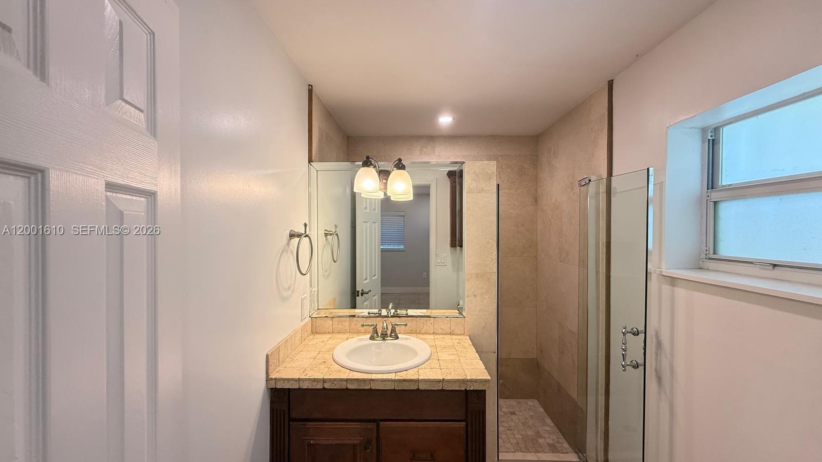 TROPICAL RANCH LAKESIDE S - Residential Lease