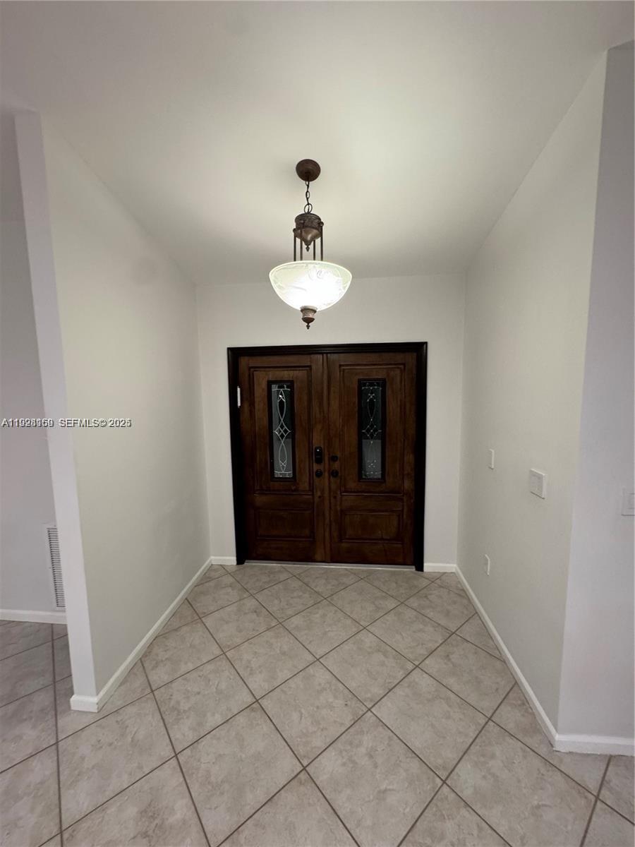 ENCLAVE BY TRANSEASTERN I - Residential Lease