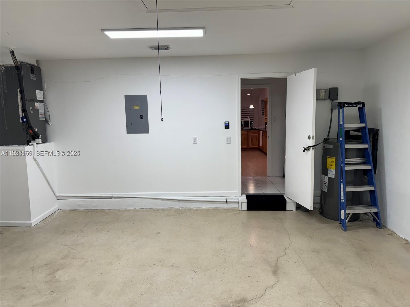 ENCLAVE BY TRANSEASTERN I - Residential Lease