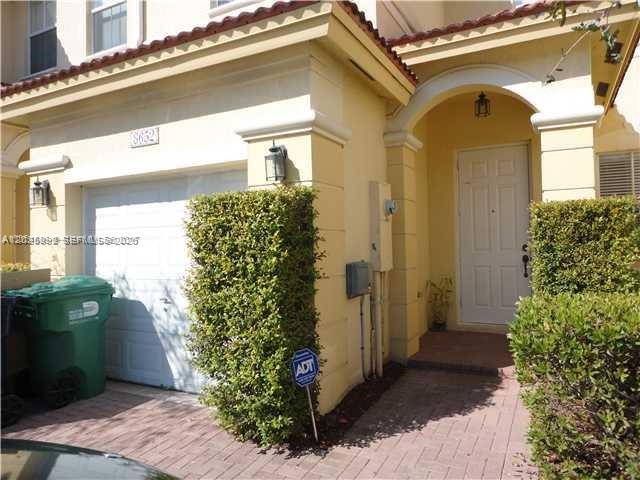 ISLANDS AT DORAL NORTHWES - Residential