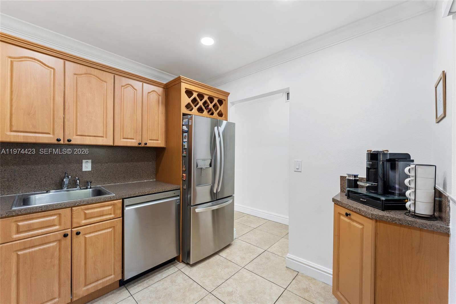 VILLAGE OF KINGS CREEK CO - Residential Lease