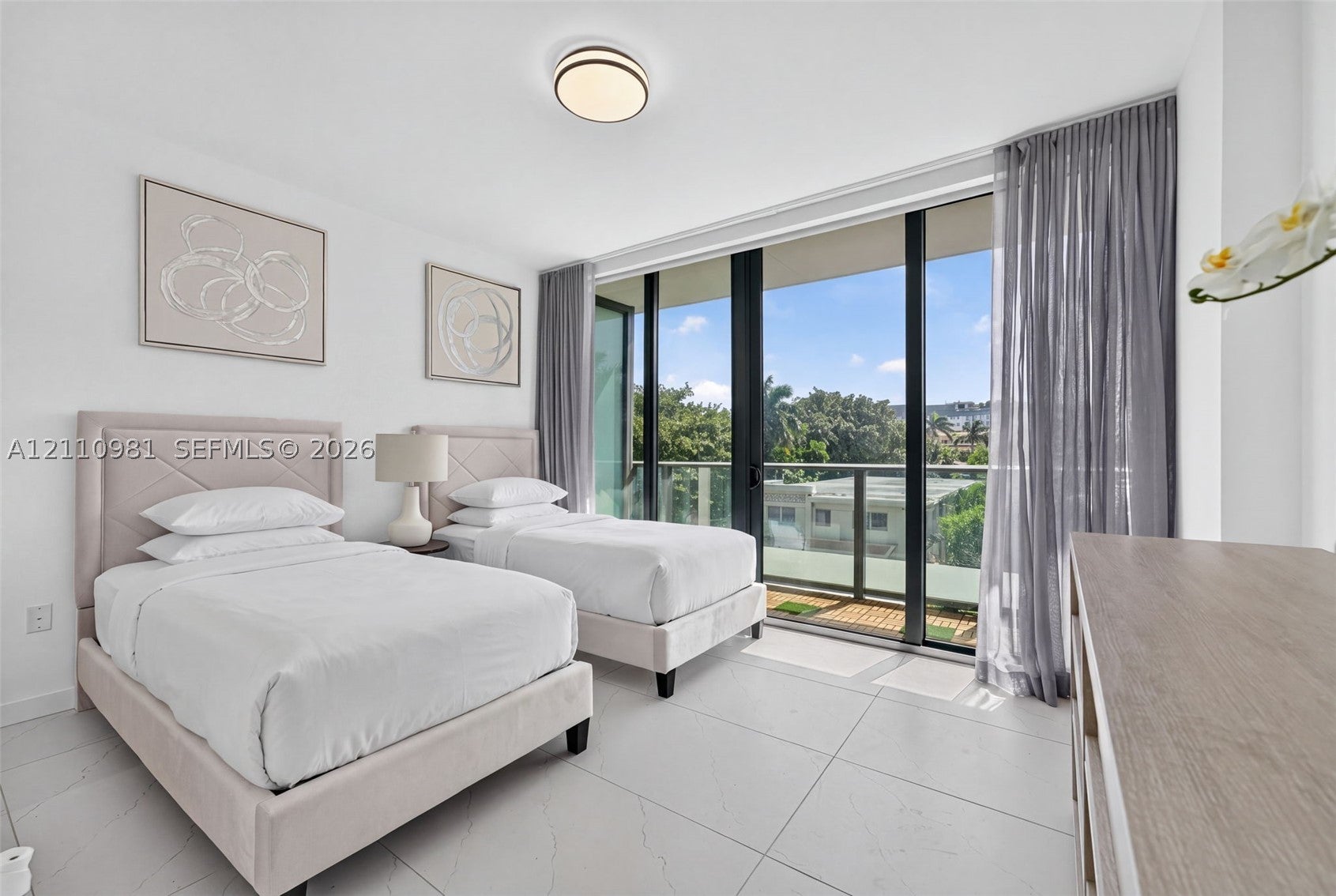 9901 W Bay Harbor Dr 401