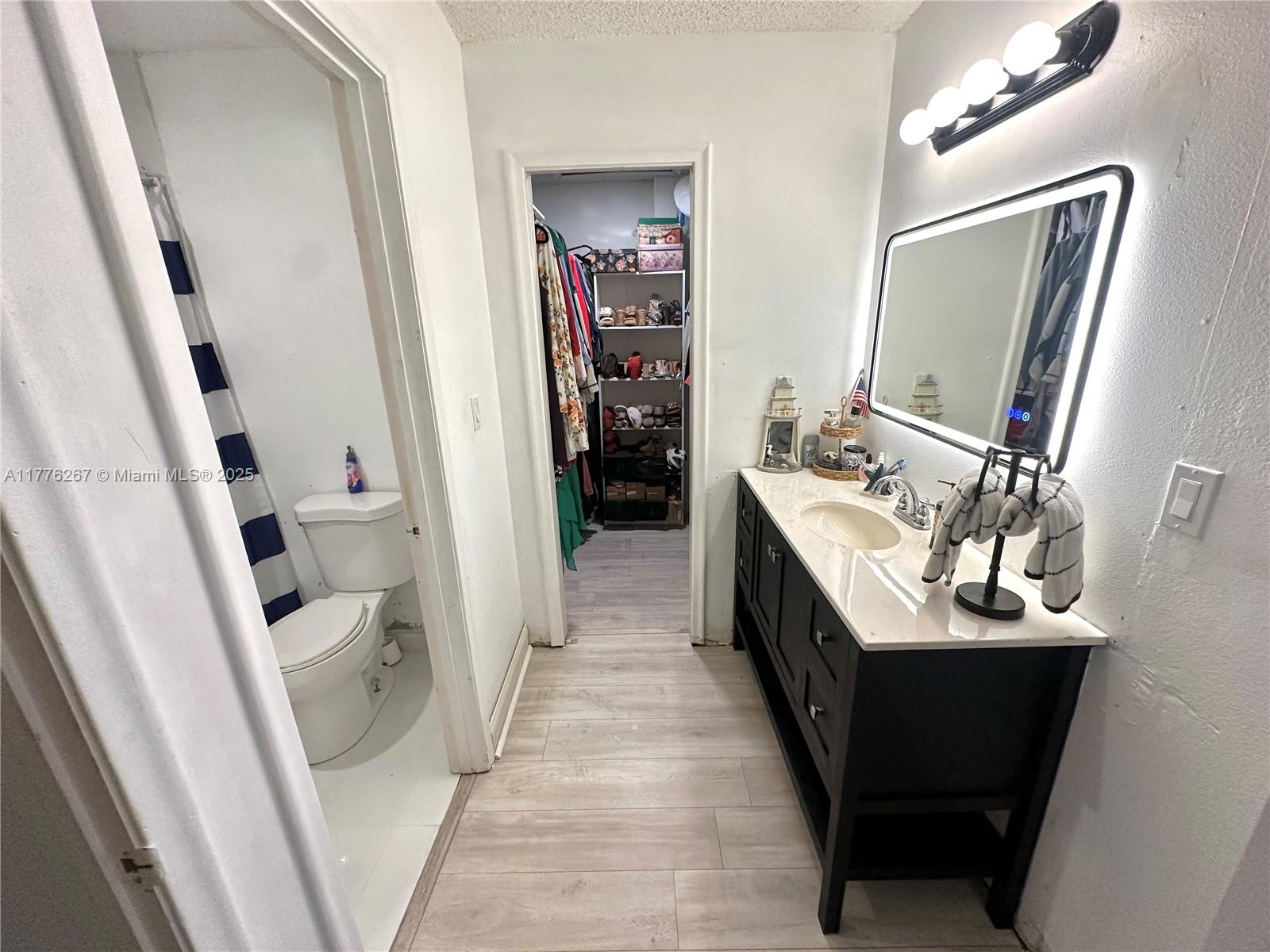 PALM-TOR TOWNHOUSES CONDO - Residential