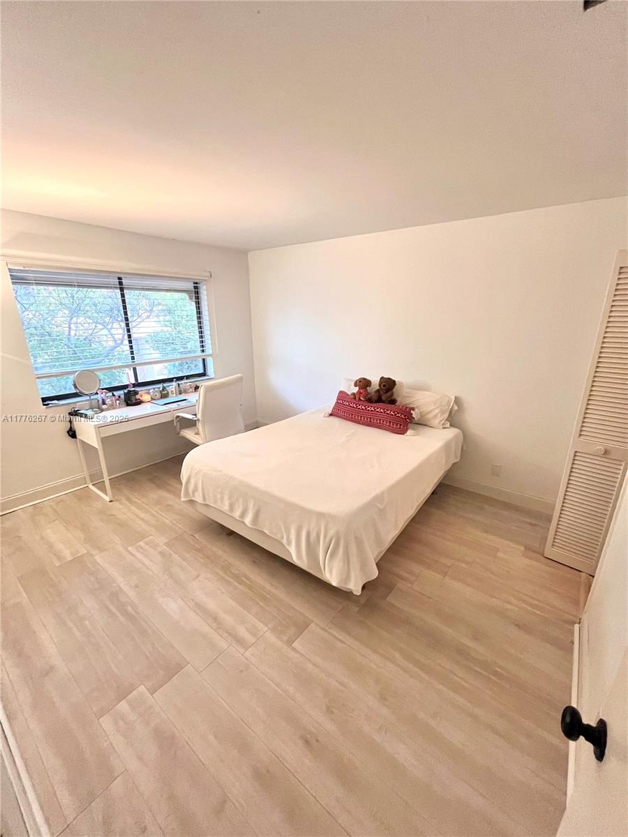 PALM-TOR TOWNHOUSES CONDO - Residential