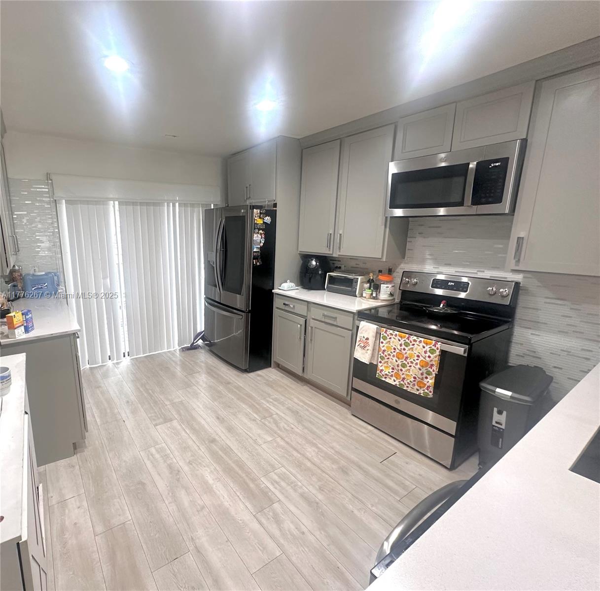 PALM-TOR TOWNHOUSES CONDO - Residential