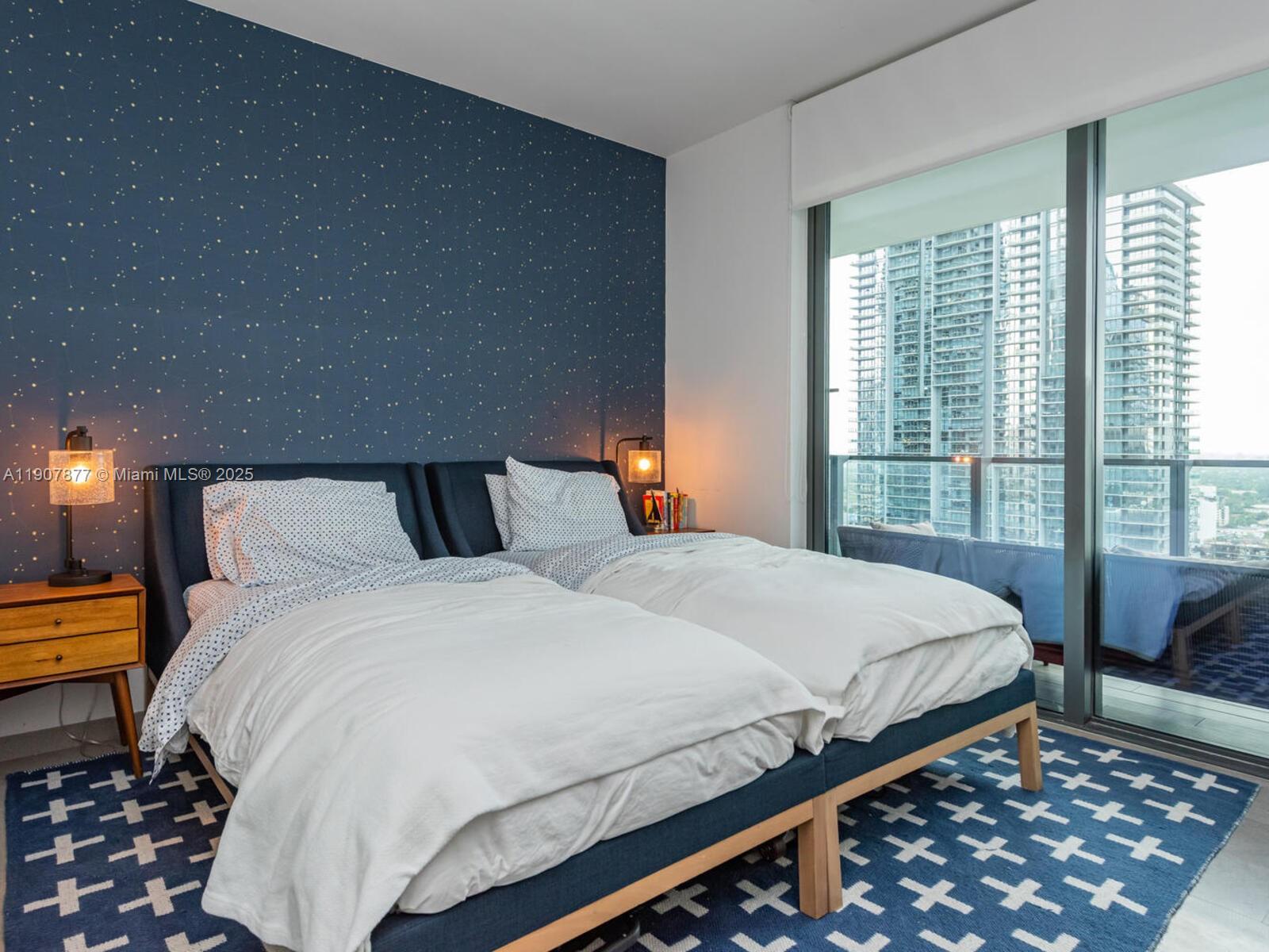 REACH CONDO - Residential