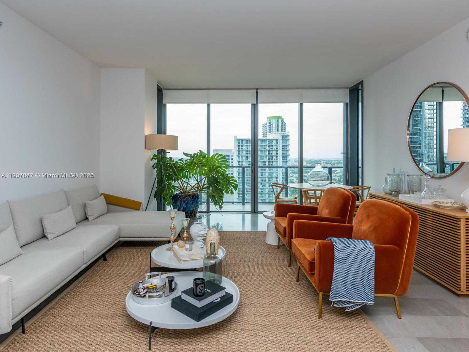 REACH CONDO - Residential