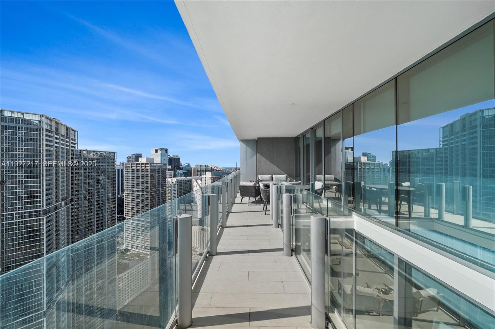 ASTON MARTIN - Residential Lease