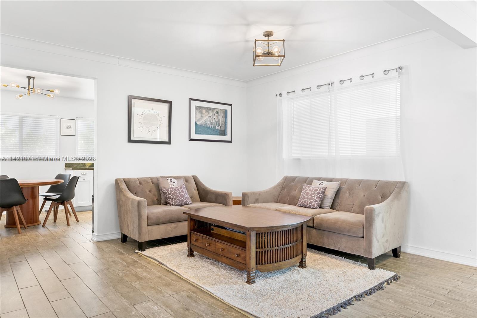 BAY HARBOR ISLAND - Residential