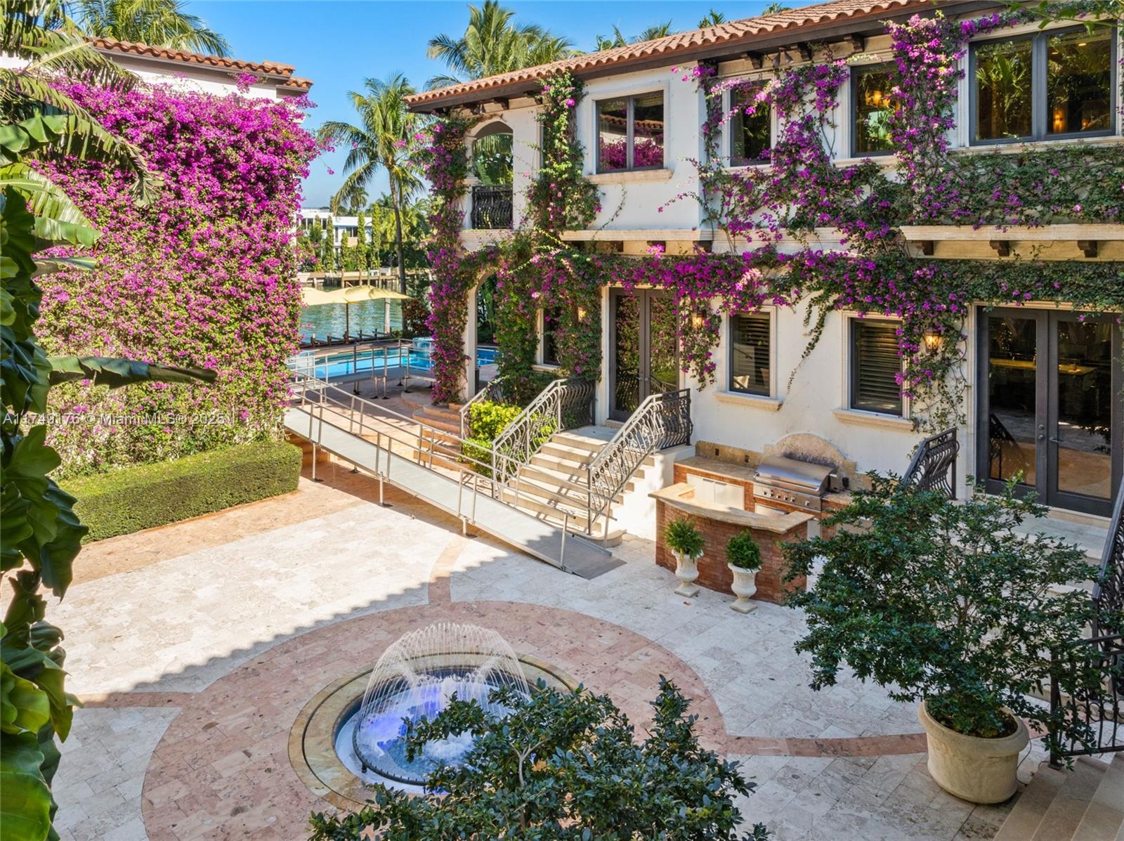 SUNSET ISLANDS - ISLAND N - Residential