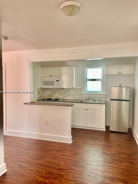 Centrally located, this West Little Havana completely remodeled 1 bedroom 1 bath cottage. Meticulously maintained, this Old Spanish 1927 home boasts original features, the home’s location provides easy access to the entire city via its close proximity to Brickell, Downtown, Coconut Grove, and Coral Gables, along with I-95 and the 836 Expressway. Additionally, enjoy all the restaurants and entertainment Little Havana has to offer. NO Washer or Dryer. Water and Electricity included.