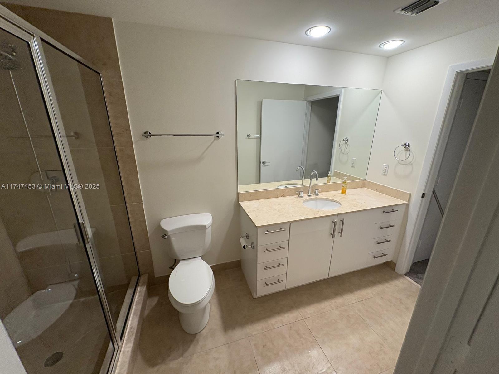 CITYPLACE SOUTH TOWER CON - Residential