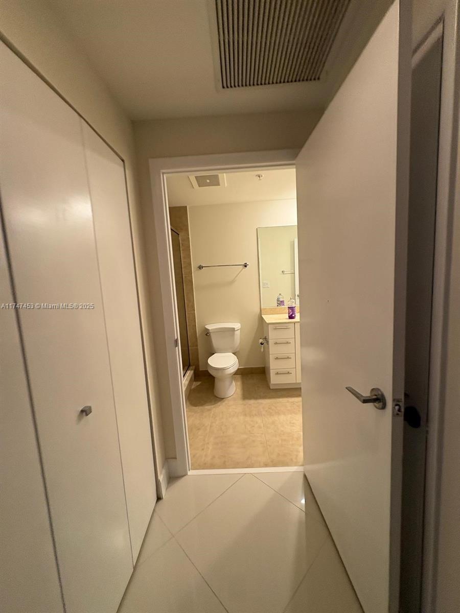 CITYPLACE SOUTH TOWER CON - Residential