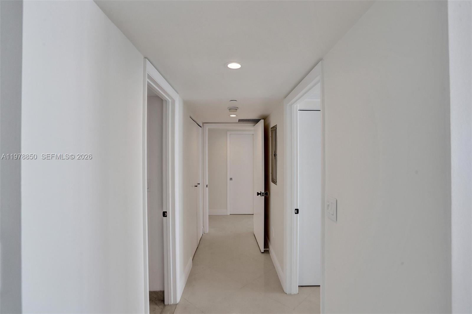 THE COLLINS CONDO - Residential Lease