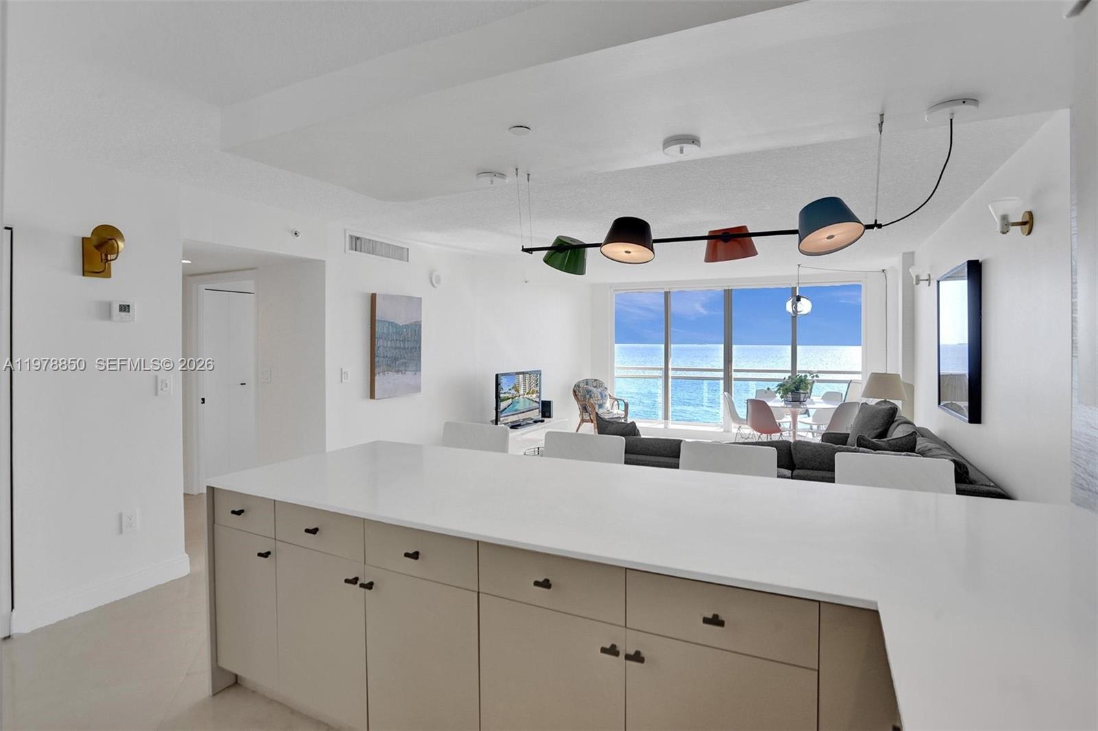THE COLLINS CONDO - Residential Lease