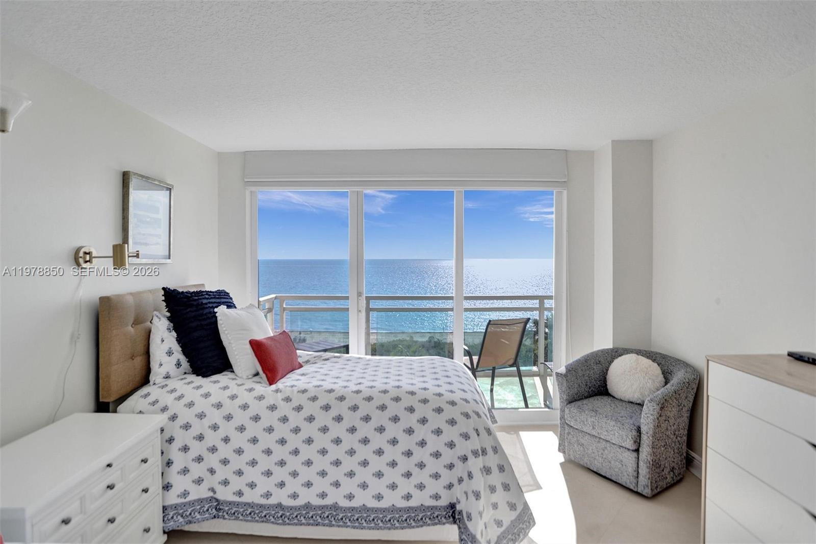 THE COLLINS CONDO - Residential Lease