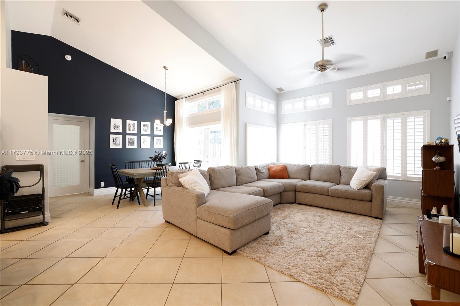 search properties 1 10181 NW 4th St