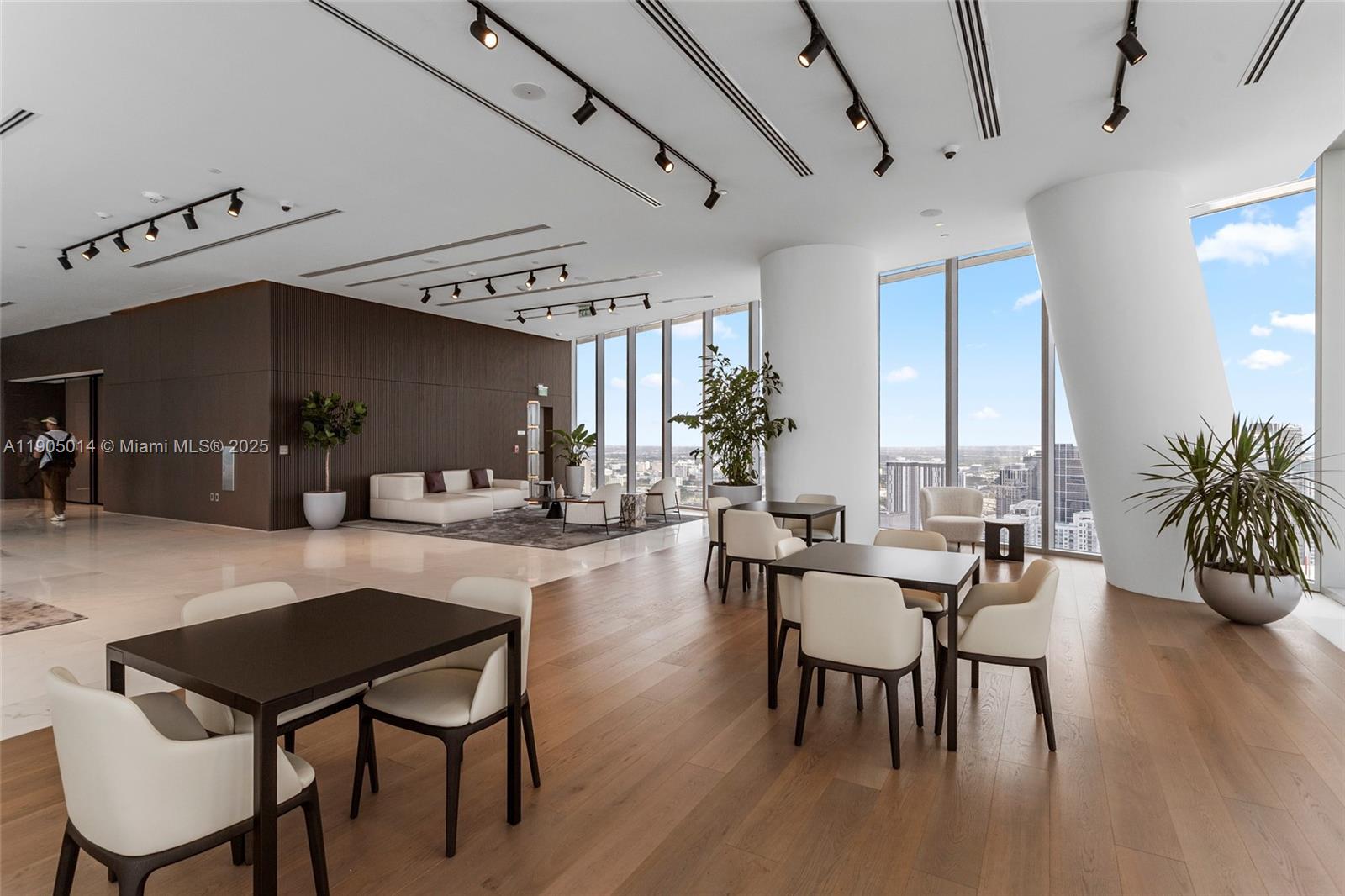 DUPONT PLAZA - Residential Lease