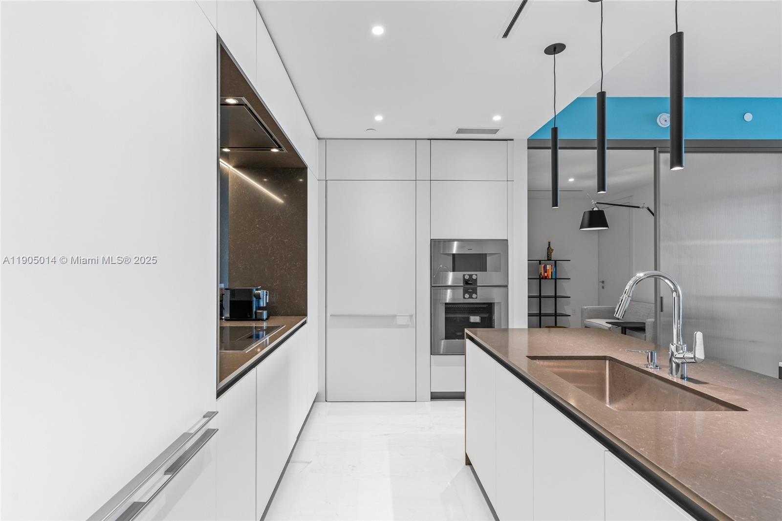 DUPONT PLAZA - Residential Lease