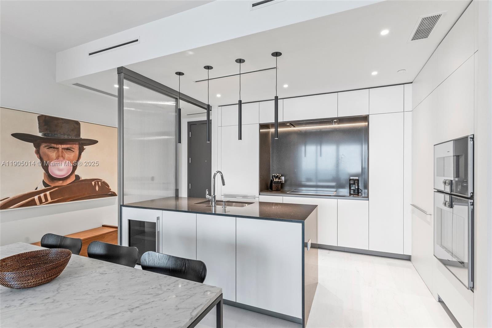 DUPONT PLAZA - Residential Lease