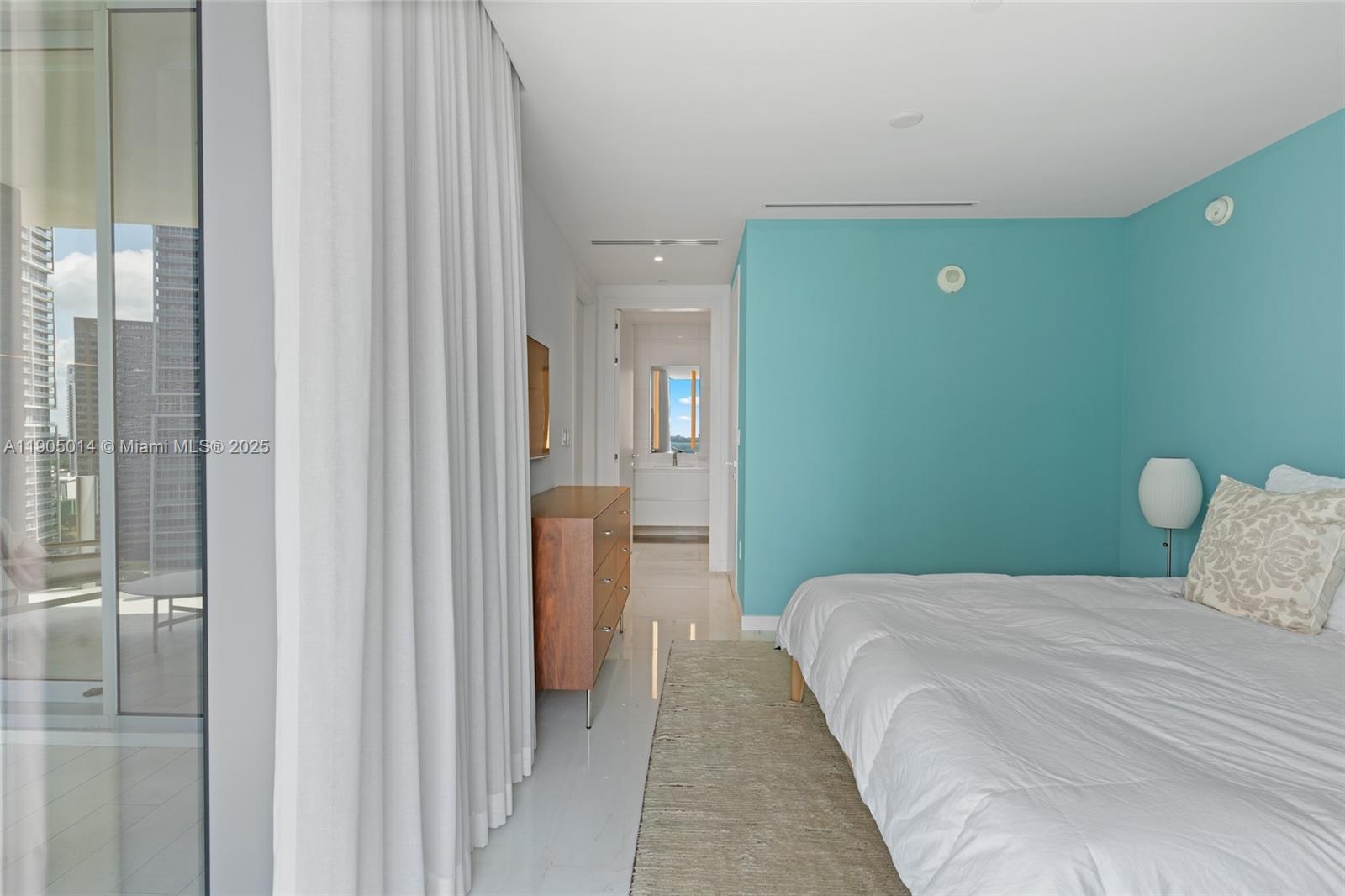 DUPONT PLAZA - Residential Lease