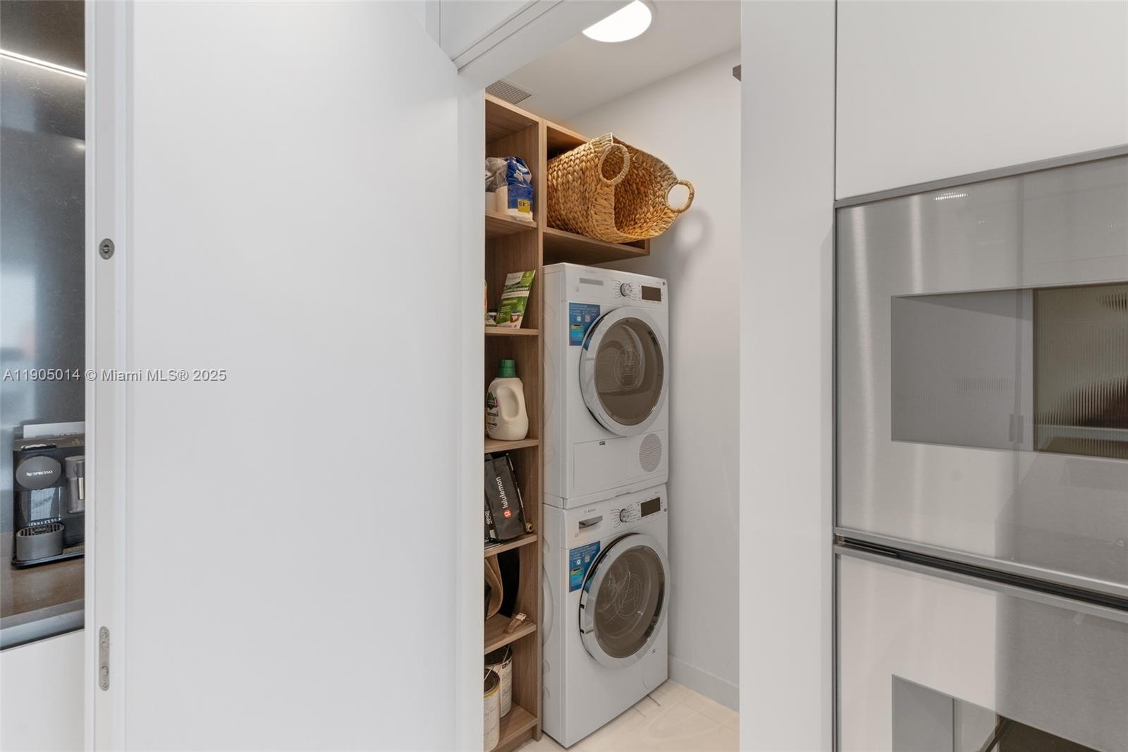 DUPONT PLAZA - Residential Lease