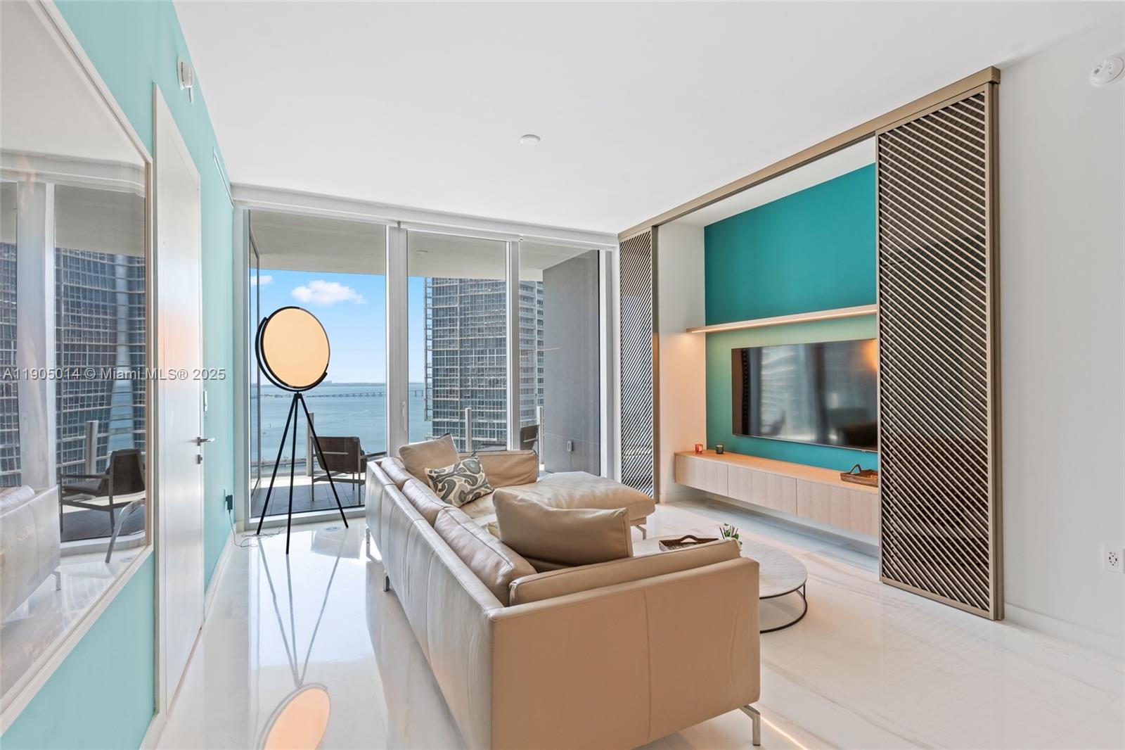 DUPONT PLAZA - Residential Lease