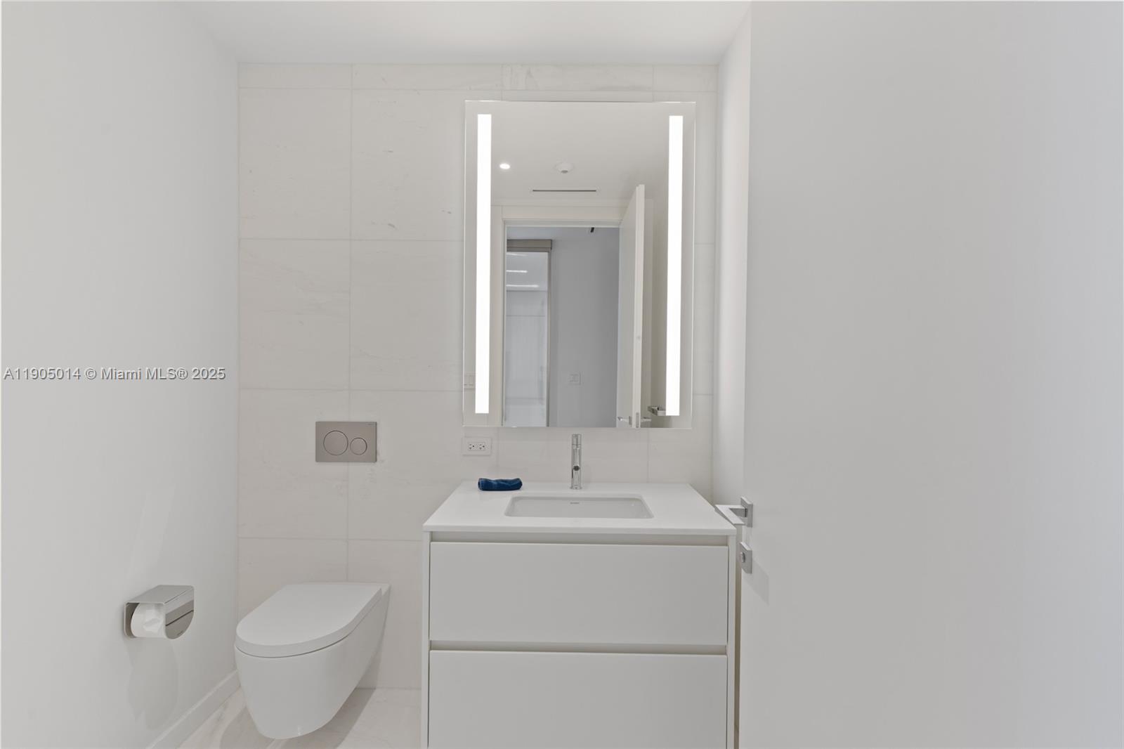 DUPONT PLAZA - Residential Lease