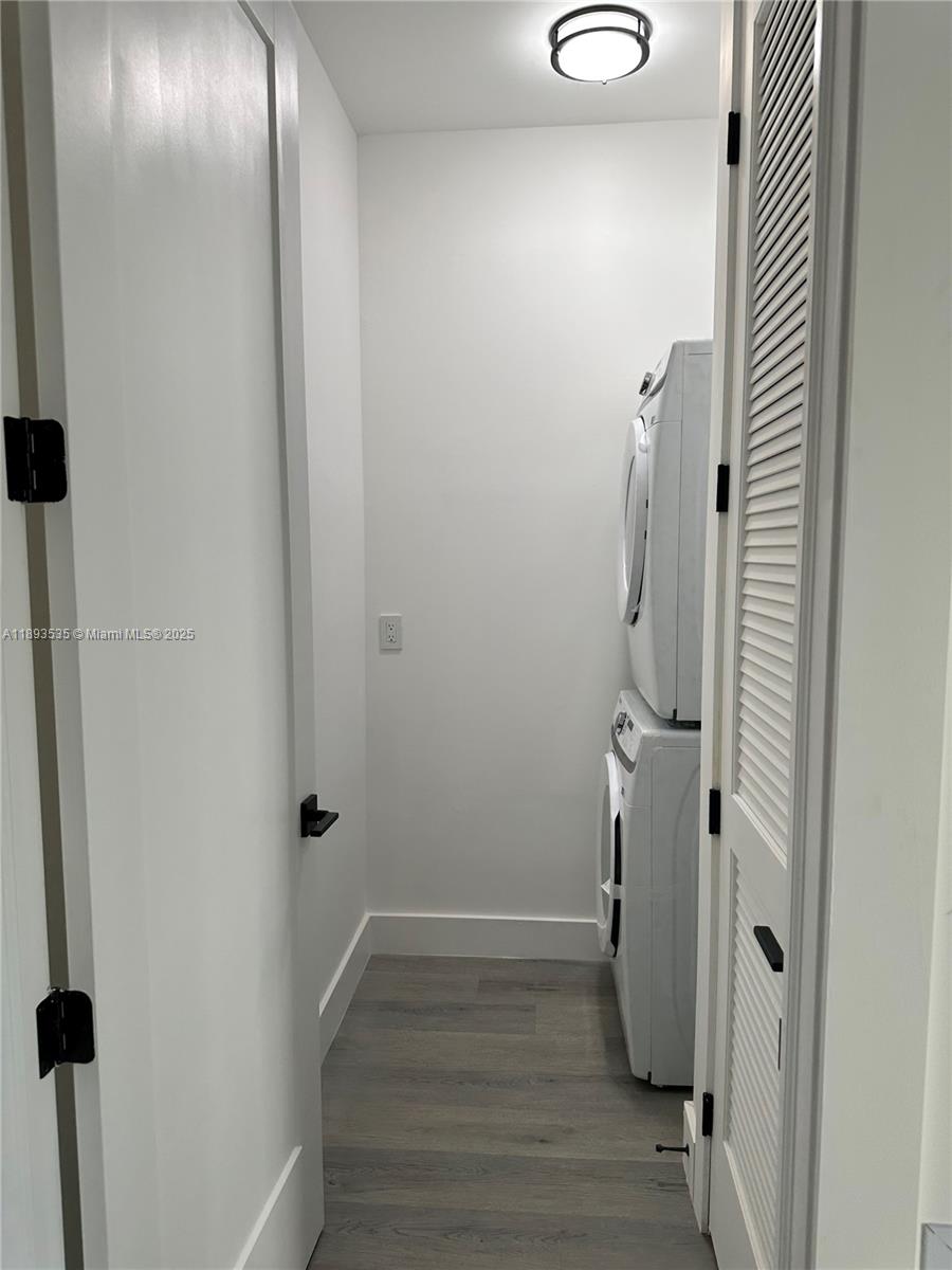 CANAL GROVES - Residential Lease