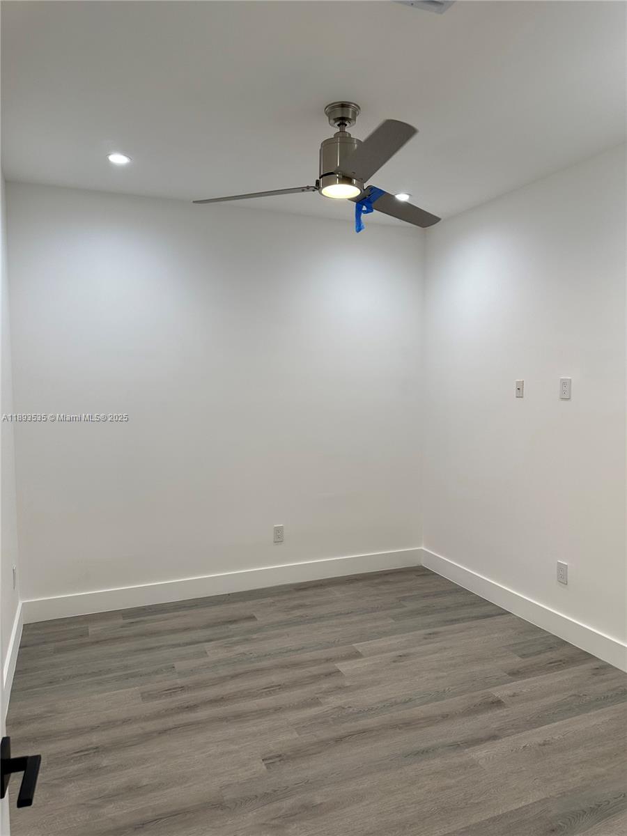 CANAL GROVES - Residential Lease