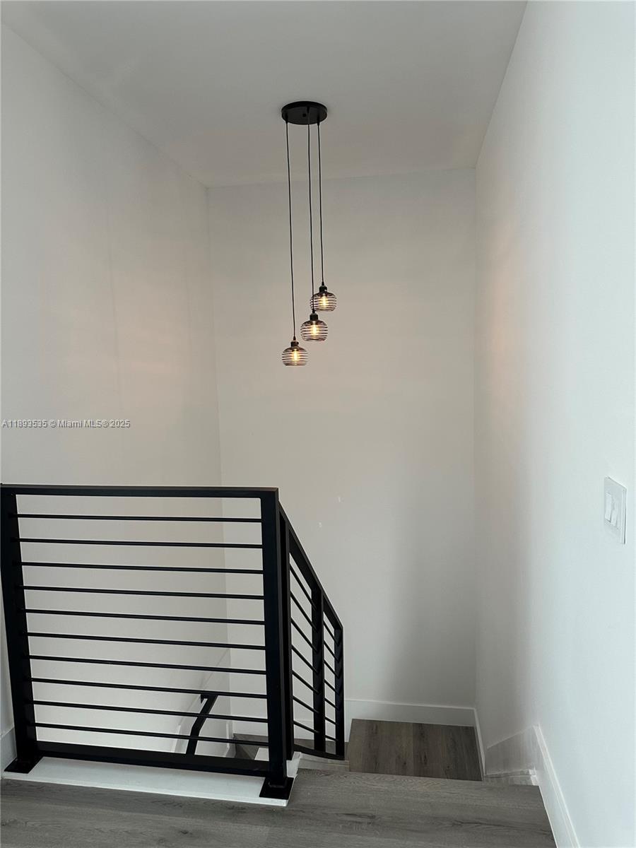 CANAL GROVES - Residential Lease